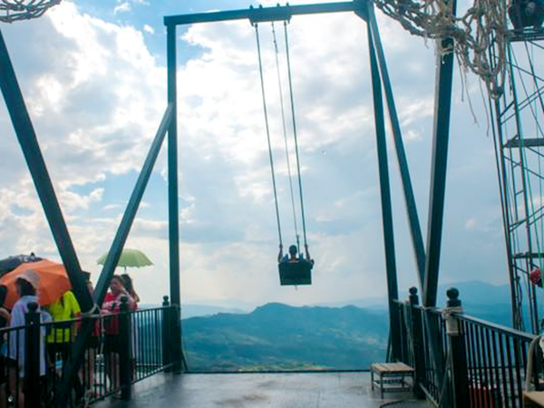 懸崖秋千 懸崖秋千